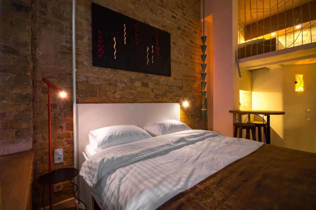 Kyiv Whisky Box Apartments Hotel