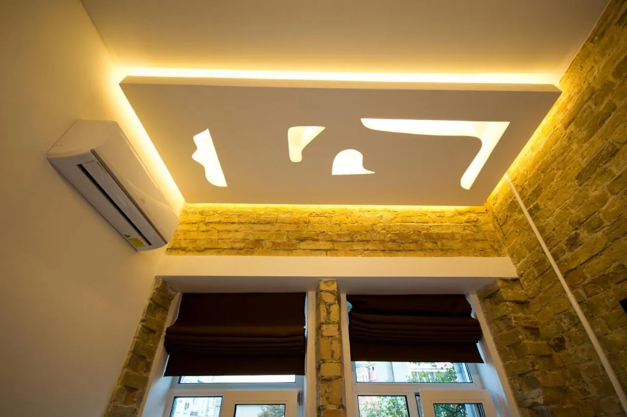 Hotel Kyiv Whisky Box Apartments