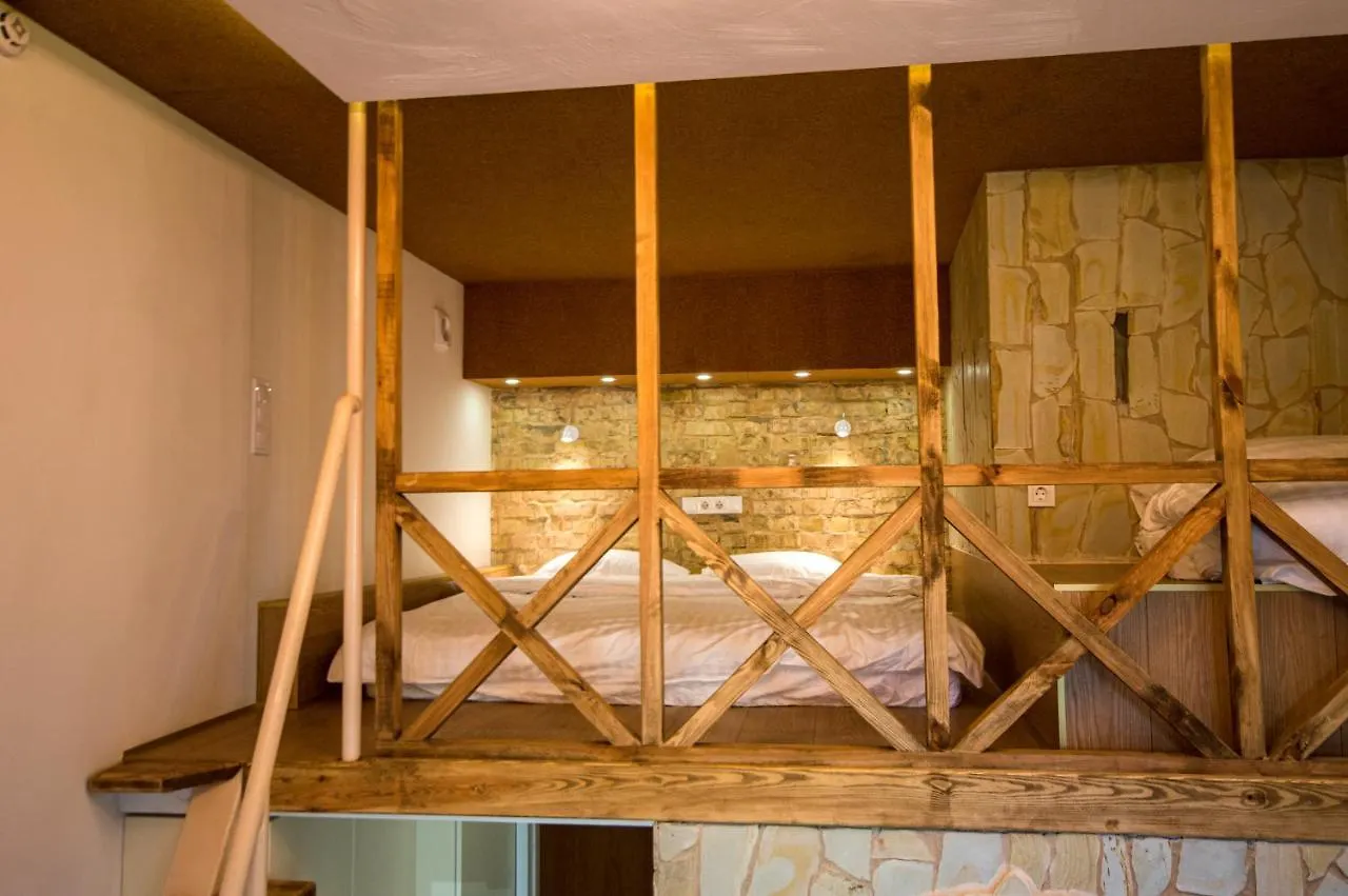 Kyiv Whisky Box Apartments Hotel