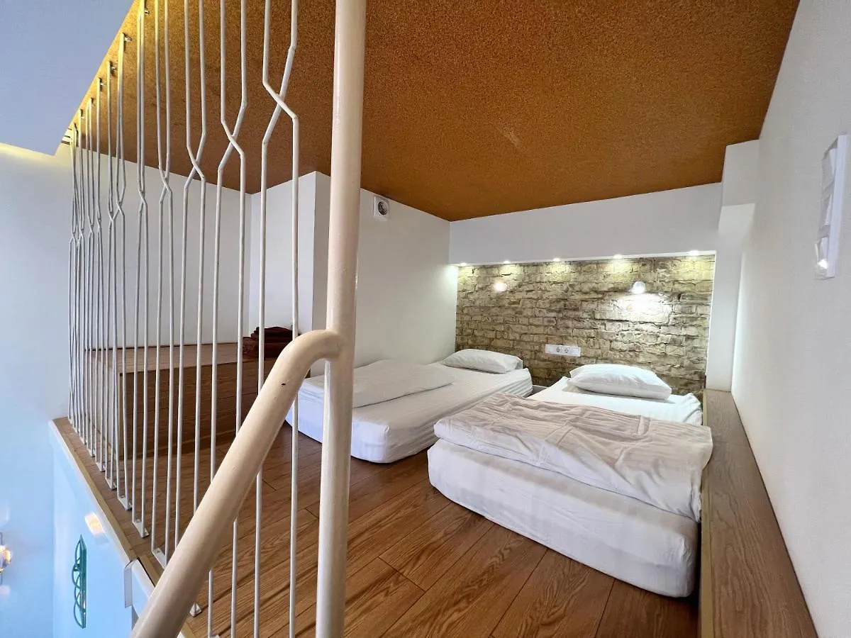 Kyiv Whisky Box Apartments 0*,